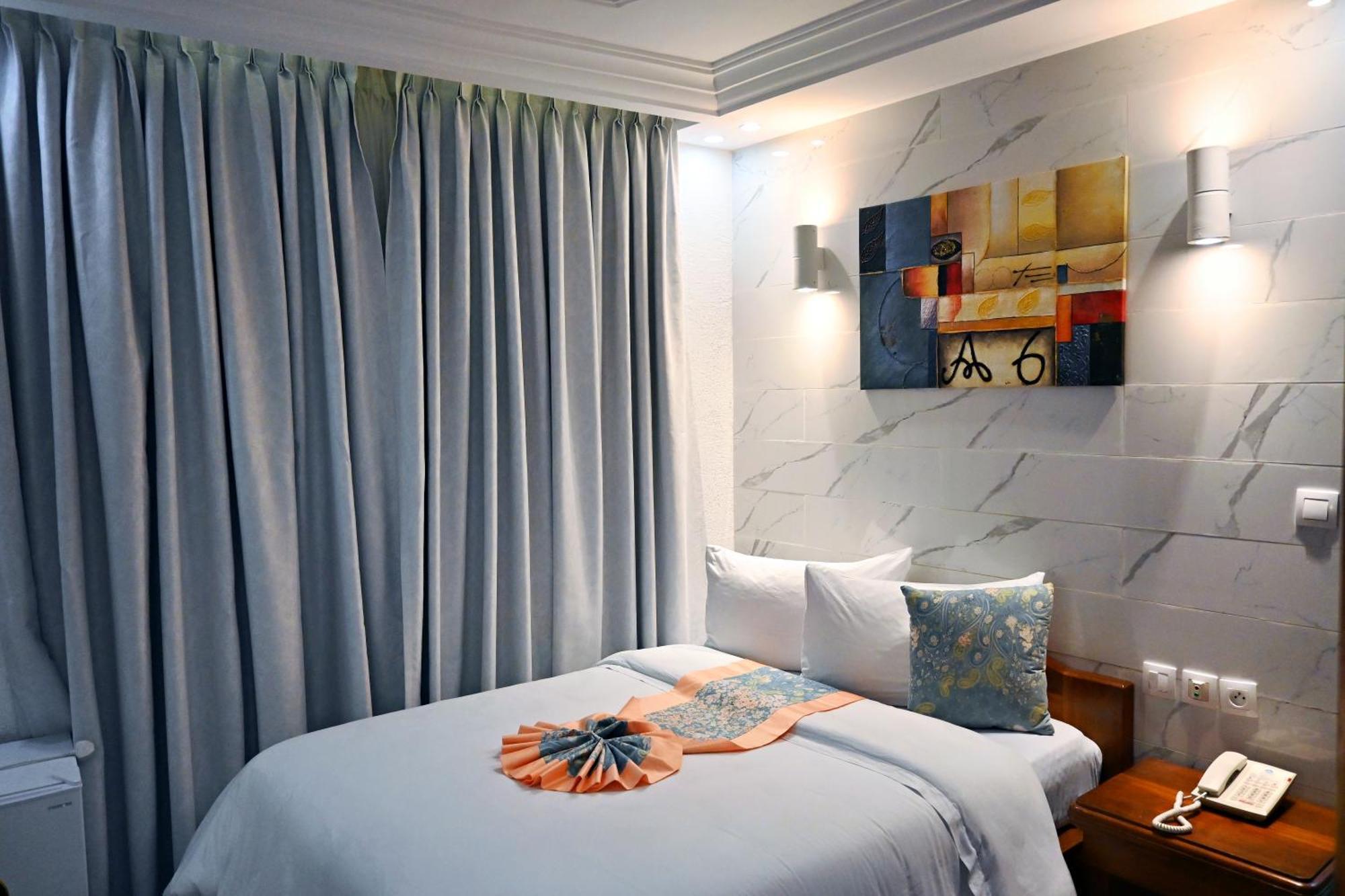 דואלה Grand Hotel Akwa מראה חיצוני תמונה